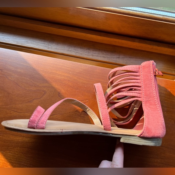 Forever Toe Ring Flay Sandals - Coral — NEW - Picture 5 of 7
